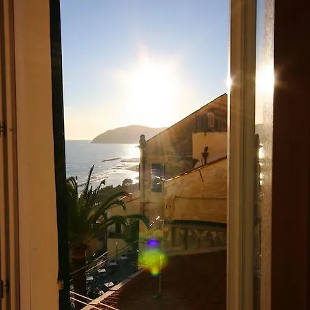 Apartment A Casa Di Laura Cervo